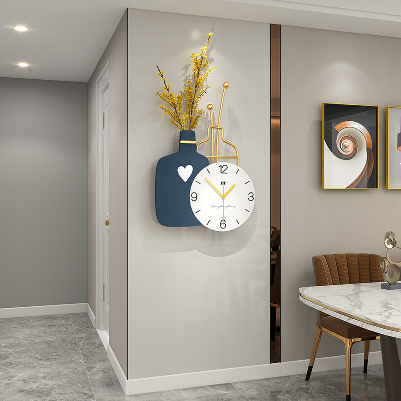Fashionable Elegant Vase Bouquet Decorative Wall Clock