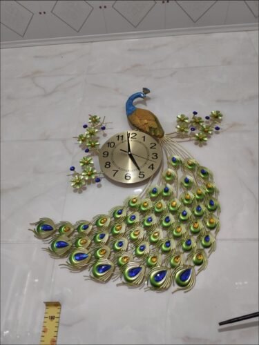 Elegant Classic Stylish Peacock Decorative Wall Clock photo review