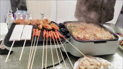 2 in 1 BBQ Grill Hotpot Multi-functional Electric Skillet Electric Roasting Hot Pot Cooker photo review
