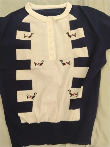 Korean Color-blocked Knit Polo Blouse photo review