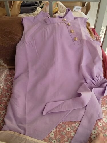Elegant Purple Versatile Sleeveless Blouse photo review