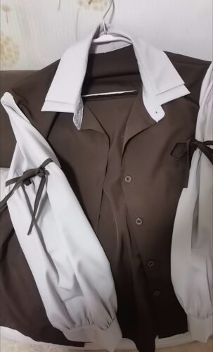 Elegant Korean style Two-tone Puffed-sleeve Collared Blouse photo review