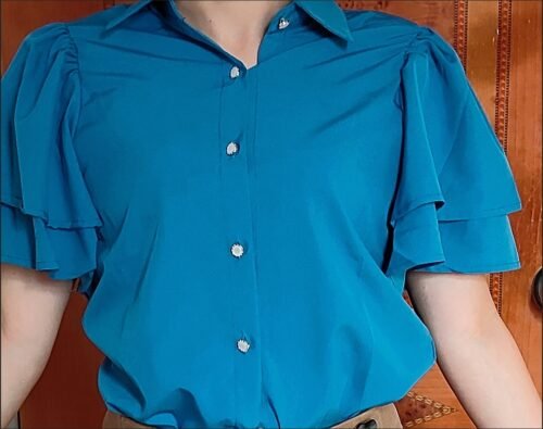 Fashionable Voluminous Tiered Short-Sleeves Blouse photo review